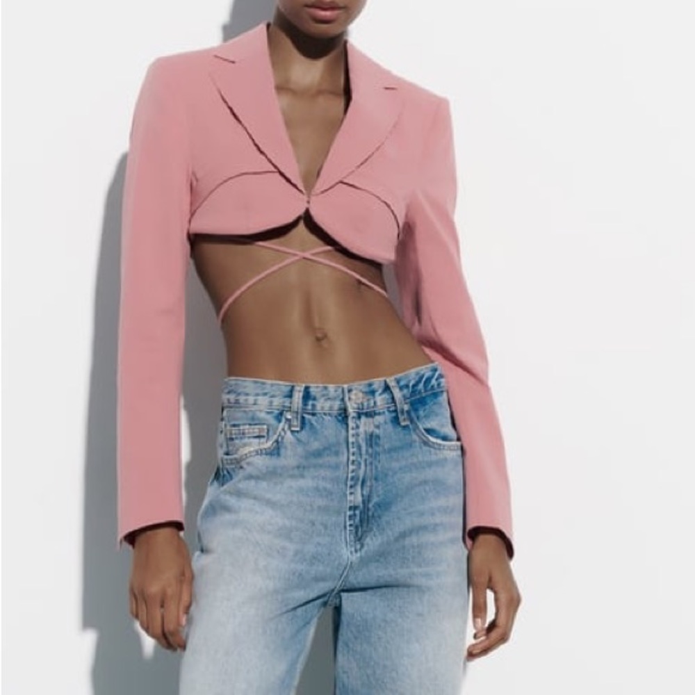 ZARA STITCH DETAIL CROPPED BLAZER - FADED PINK
